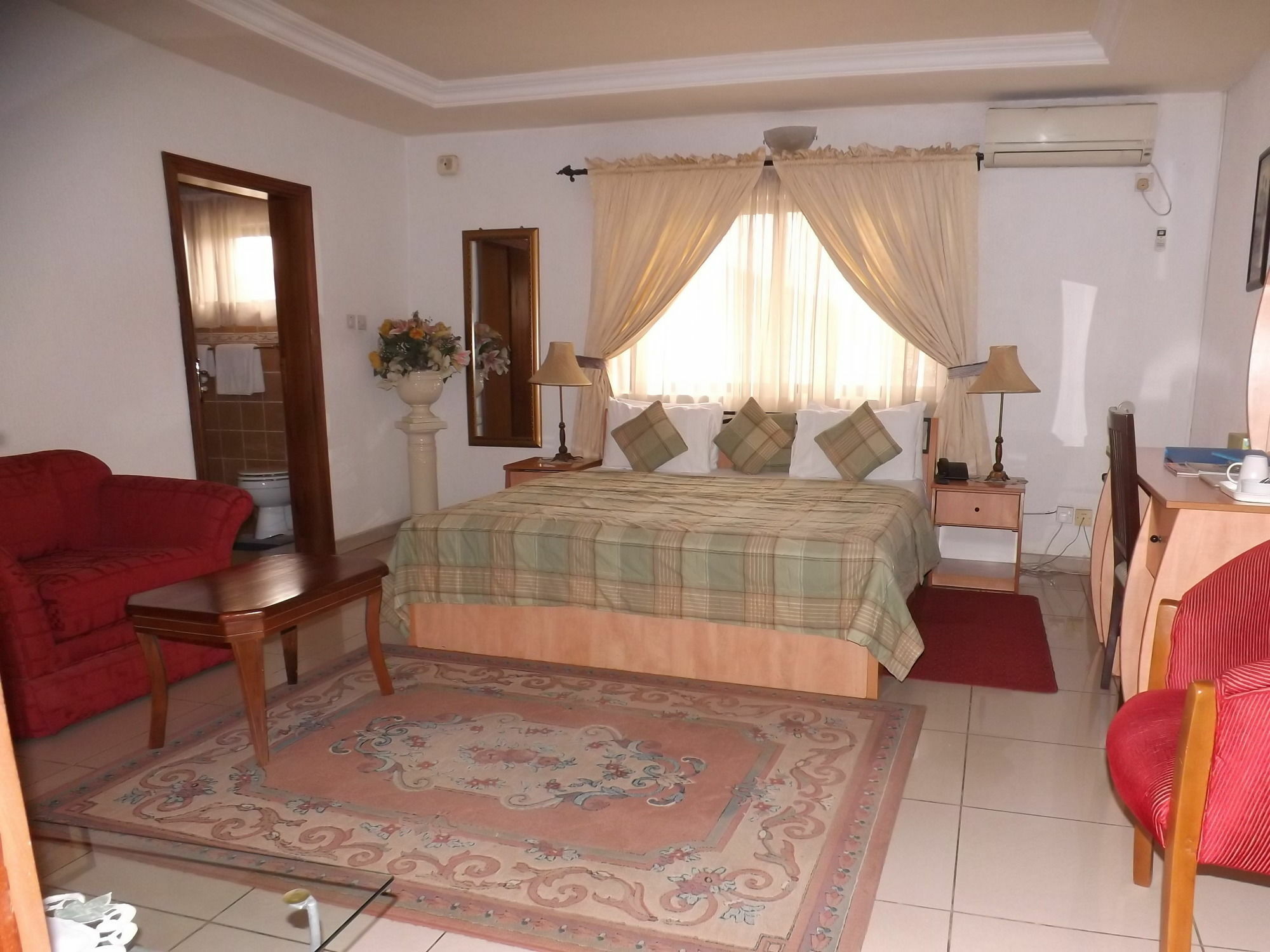 La Playa Suites Lagos Bagian luar foto